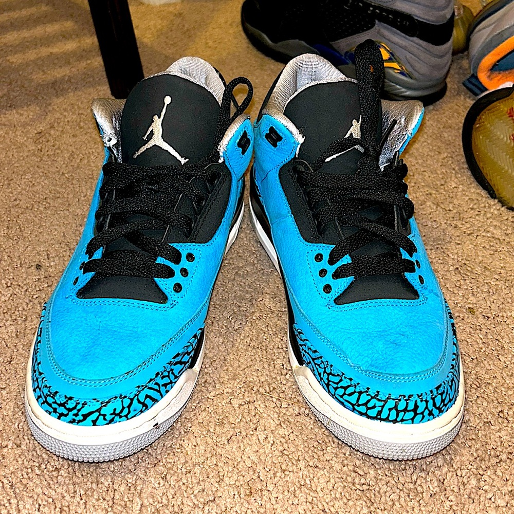 Powder blue 3s used selling as is